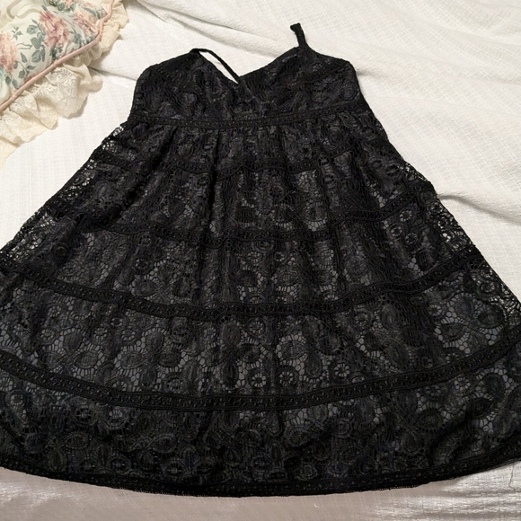 Betsey Johnson Black Prom Dress Eyelet Lace Halter Mini Cocktail Party 6 S/XS - Picture 9 of 15